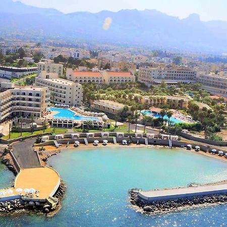 Oscar Beachfront Resort & Spa & Casino Kerínia Kültér fotó