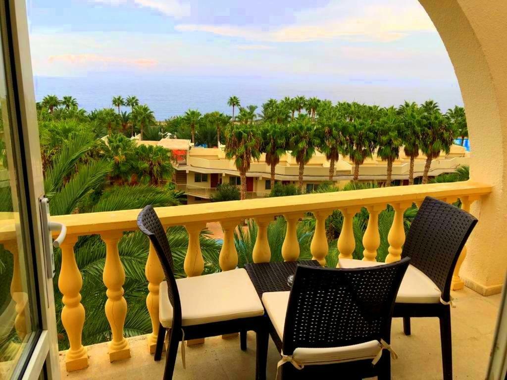 Oscar Beachfront Resort & Spa & Casino Kerínia Kültér fotó