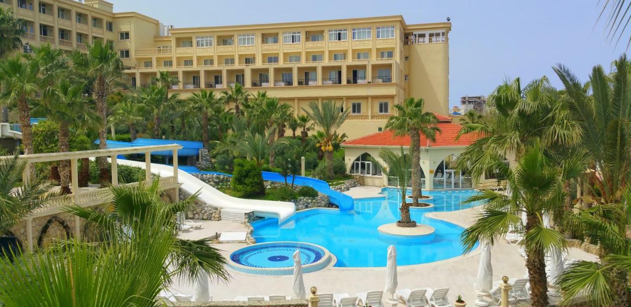 Oscar Beachfront Resort & Spa & Casino Kerínia Kültér fotó