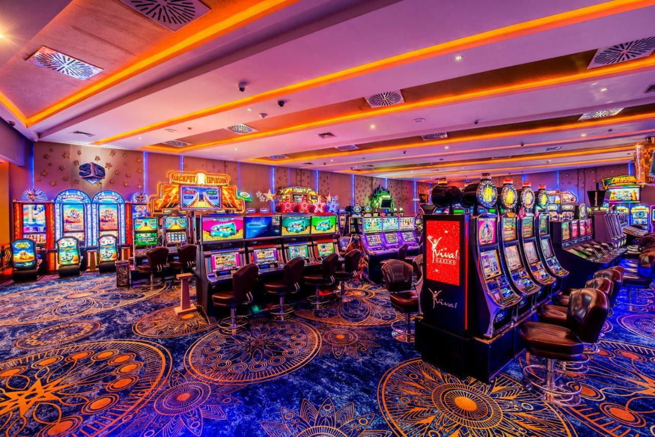 Oscar Beachfront Resort & Spa & Casino Kerínia Kültér fotó